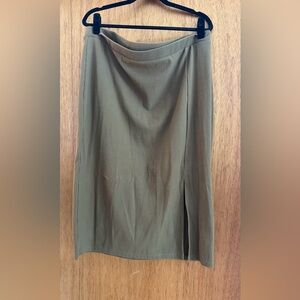 Olive Green Ribbed Women's Skirt with Slit